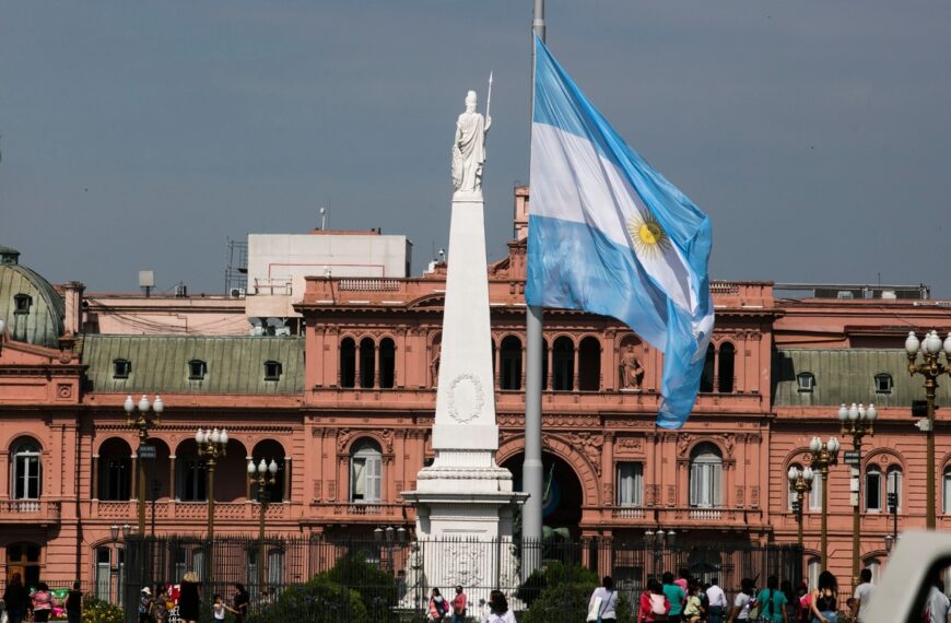 Salário Mínimo da Argentina 2023: Valor, Cálculo e Conversão em Real